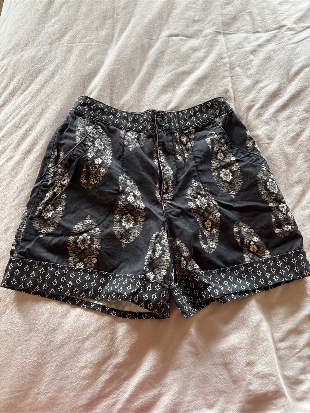 Women’s Black Patterned Casual Shorts
